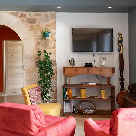 Bed & Breakfast Lou Papagai *