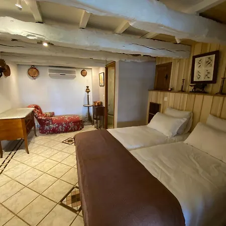 Bed & Breakfast Lou Papagai *